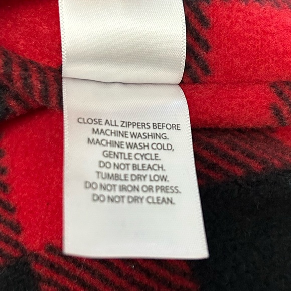 Canadiana 0-3 Month Baby Snow Bunting Suit Buffalo Plaid Red Black BNWOT - Picture 8 of 8